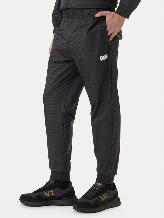 EA7 Emporio Armani EA7 Emporio Armani Анцуг 7M001382 AF21521 UC001 Черен Regular Fit