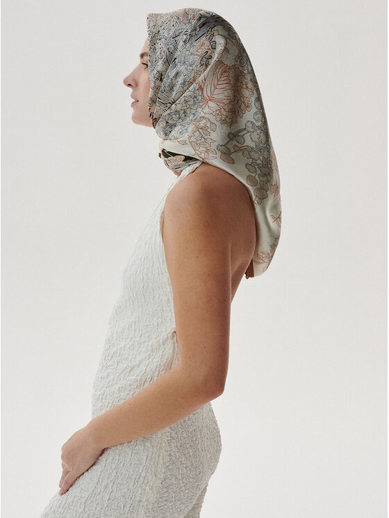 ALLORA BE UNIQUE ALLORA BE UNIQUE Foulard seta Beige