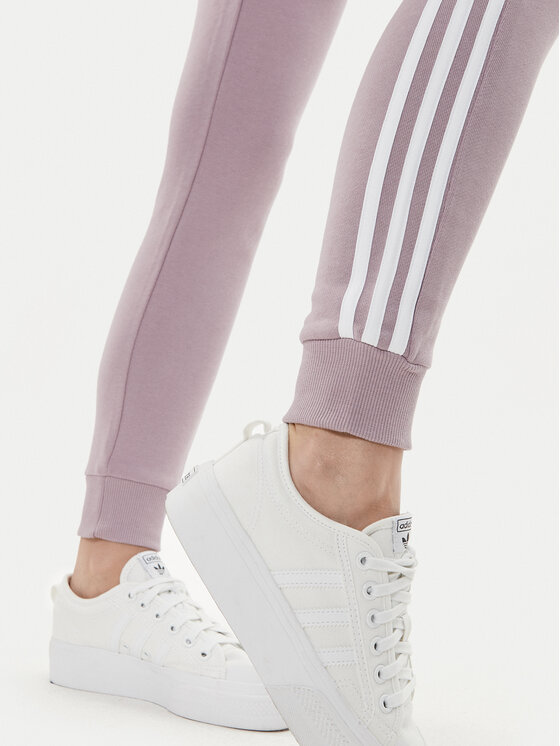 Adidas shoes 3 stripes essentials hotsell