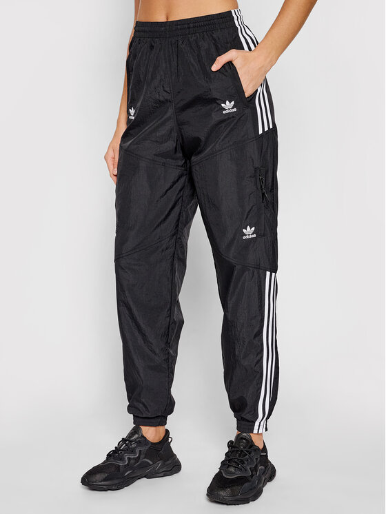 adidas MelegÃ­tÅ alsÃ³ adicolor Classics Disrupted Icon H22870 Fekete Loose Fit â¢ Modivo.hu