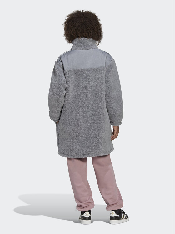 adidas adidas Geacă de iarnă Sherpa HK5256 Gri Relaxed Fit