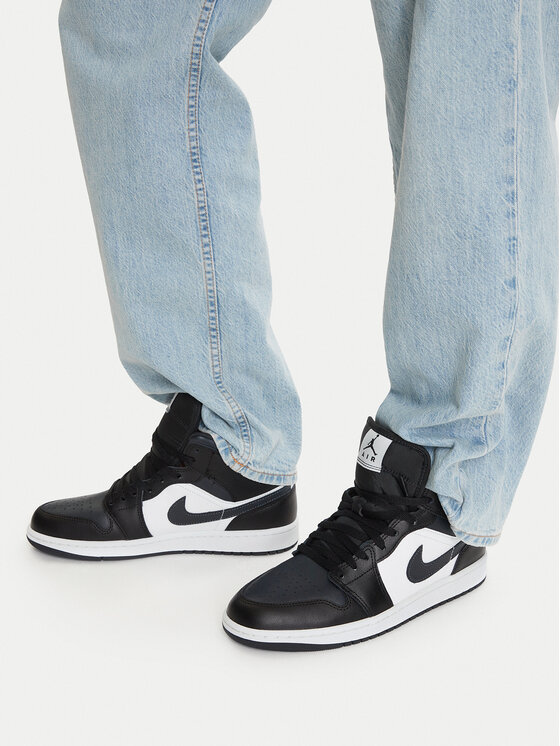 Nike Nike Laisvalaikio batai Air Jordan 1 Mid DQ8426 010 Juoda