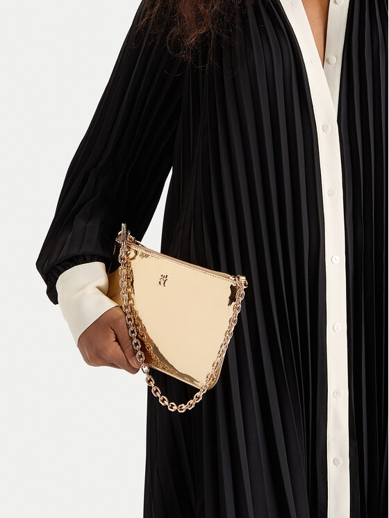 Tommy Hilfiger Tommy Hilfiger Torbica Th Icon Chain Shoulder Pouch Met AW0AW18219 Zlatna