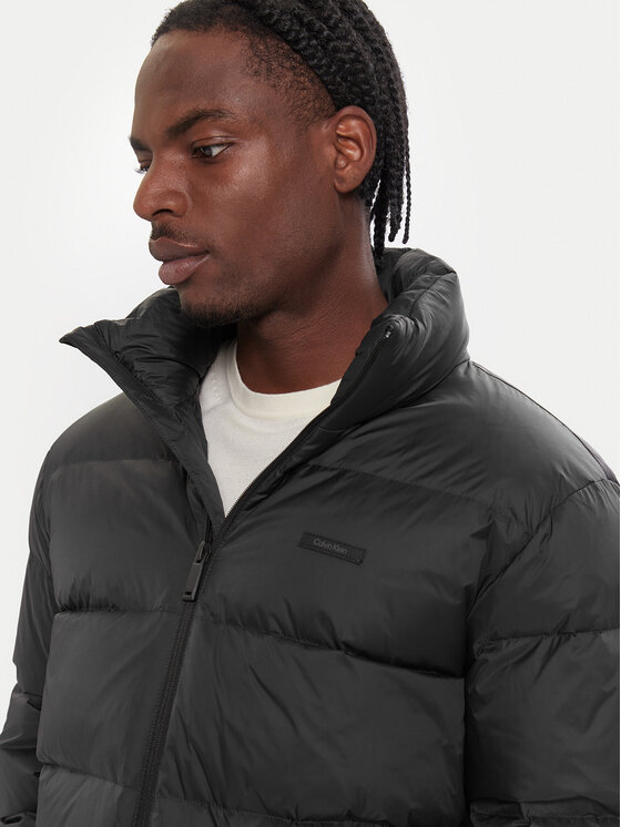Calvin Klein Calvin Klein Pehelykabát LV04LD529G Fekete Regular Fit