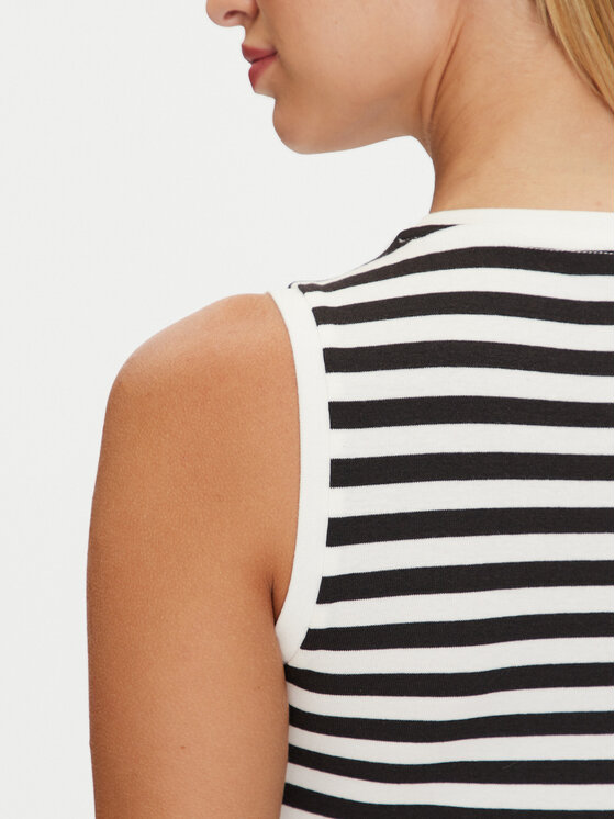 Gap Gap T-särk 540735-03 Must Regular Fit