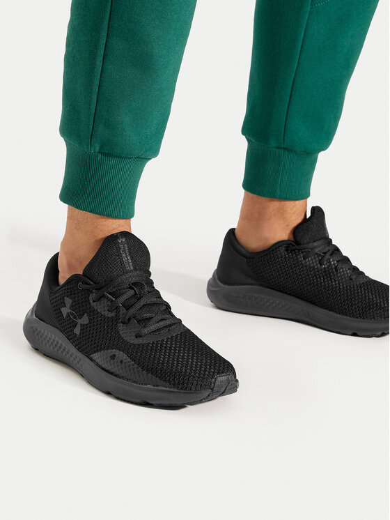 Under Armour Under Armour Běžecké boty Ua Charged Pursuit 3 3024878-002 Černá