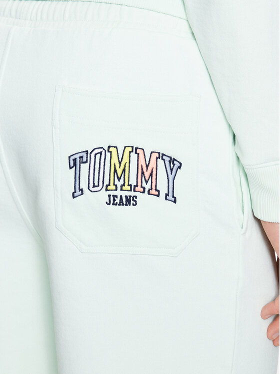 Tommy Jeans Tommy Jeans Szorty sportowe College Pop Surfer DM0DM16331 Zielony Regular Fit