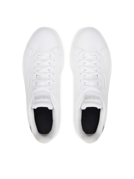 adidas Sneakersy Urban Court IF9787 Biały