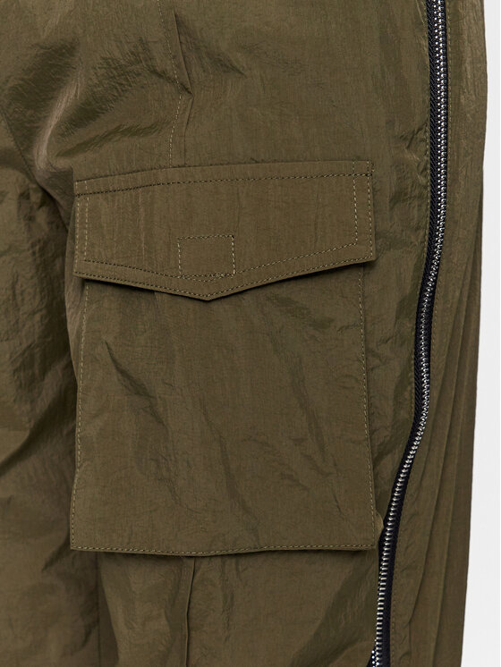 Gestuz Gestuz Hlače Afina 10906980 Zelena Regular Fit
