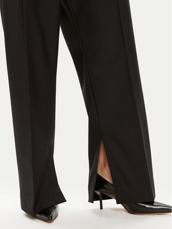 Herskind Herskind Штани з тканини Rupert 5216134 Cиній Relaxed Fit