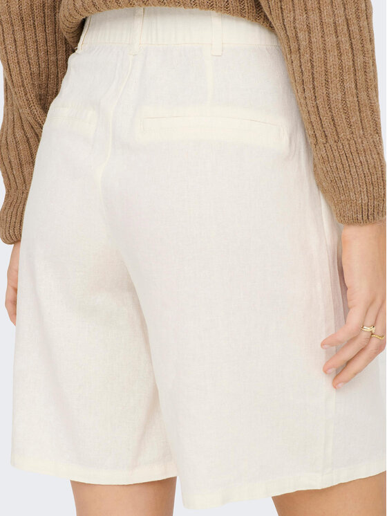 ONLY ONLY Bermudy Caro 15278792 Bílá Loose Fit