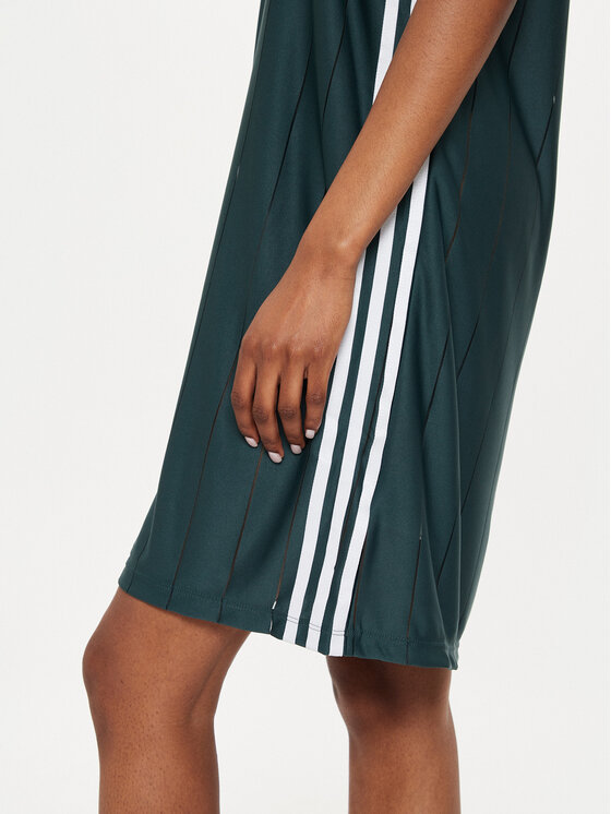 adidas adidas Kasdieninė suknelė adicolor 3-Stripes IX5507 Žalia Loose Fit
