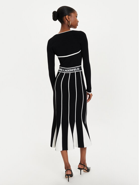 KARL LAGERFELD KARL LAGERFELD Kootud kleit 245W1330 Must Slim Fit