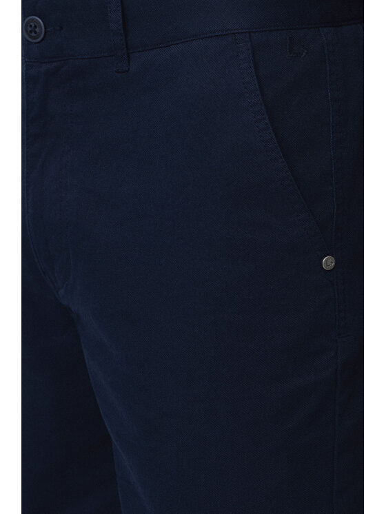 Lancerto Lancerto Szorty materiałowe Vaasa SZO082125000008 Granatowy Regular Fit