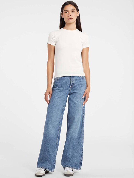Guess Jeans Guess Jeans T-Shirt 179729 Béžová Classic Fit