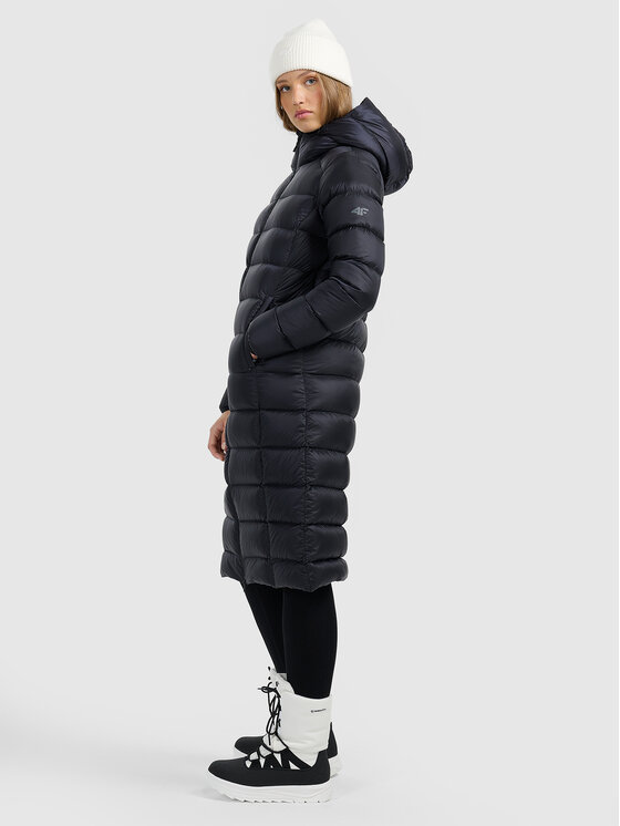 4F 4F Płaszcz zimowy MIDSHOP TEXTILE Czarny Regular Fit