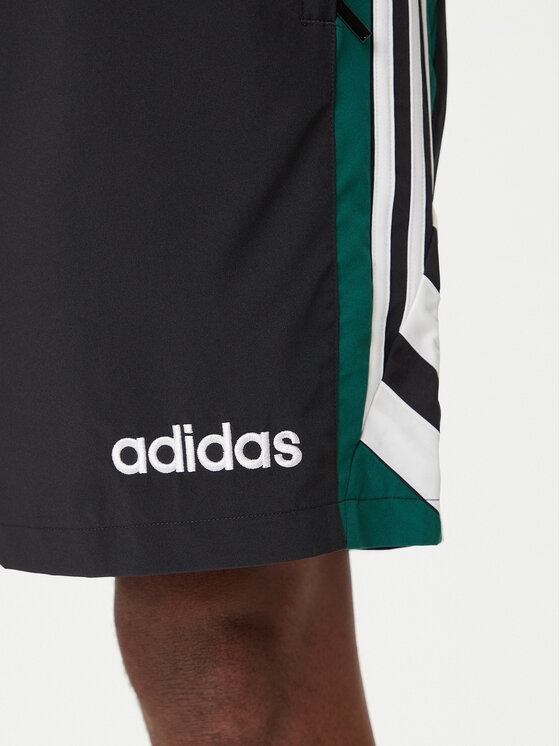 adidas adidas Pantaloni scurți sport 90s Football JX3077 Negru Loose Fit