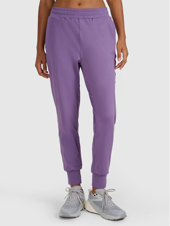 4F 4F Spodnie dresowe MULTI ACTIVE Różowy ciemny Regular Fit