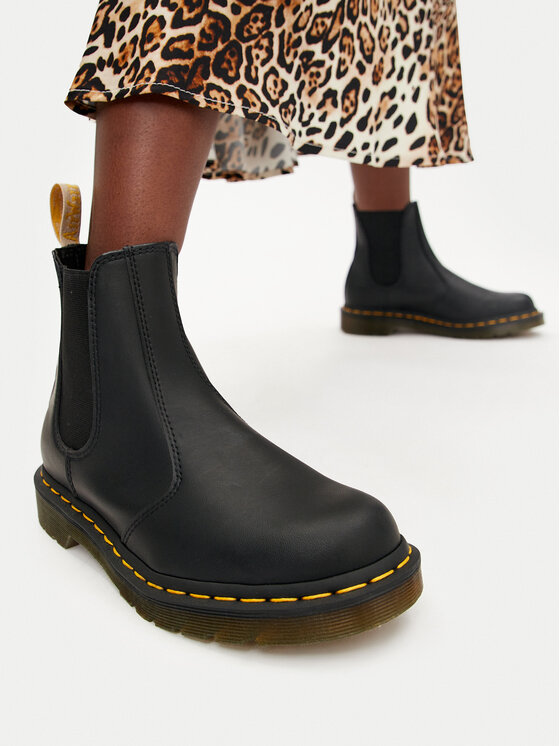 Dr. Martens Dr. Martens Chelsea cipele 2976 Vegan 21456001 Crna