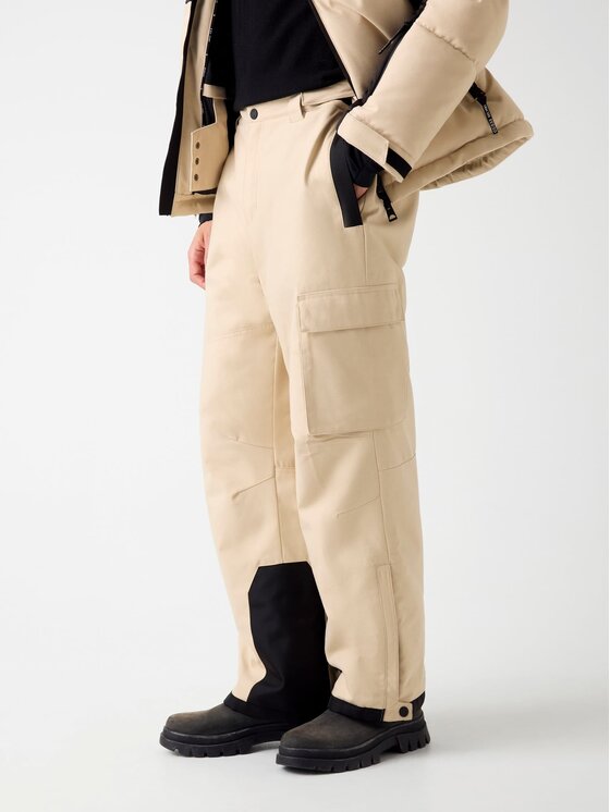 Guess Guess Pantaloni di tessuto 179583 Beige Regular Fit