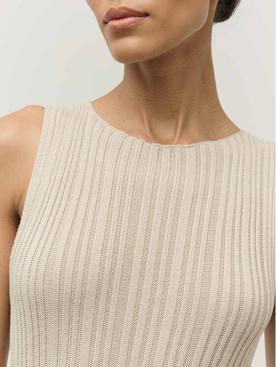La Mania La Mania Vestito da giorno LOU Beige Classic Fit