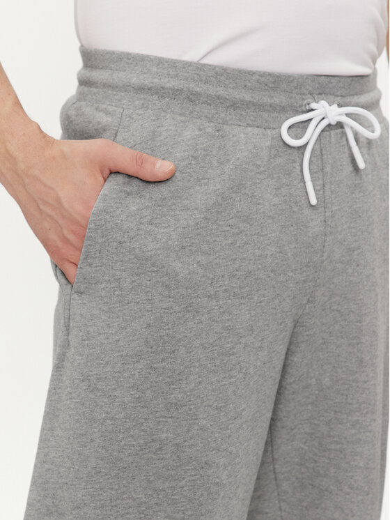EA7 Emporio Armani EA7 Emporio Armani Спортни шорти 3DPS63 PJ05Z 3905 Сив Regular Fit
