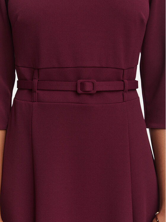 Rinascimento Rinascimento Koktejlové šaty CFC0131140003 Bordó Regular Fit