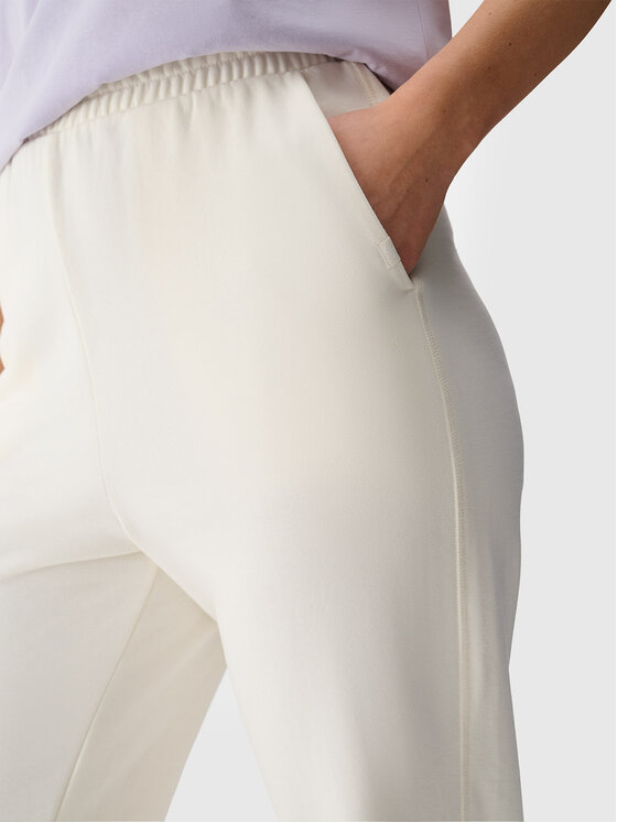 4F 4F Spodnie dresowe EASY WEAR Biały Regular Fit