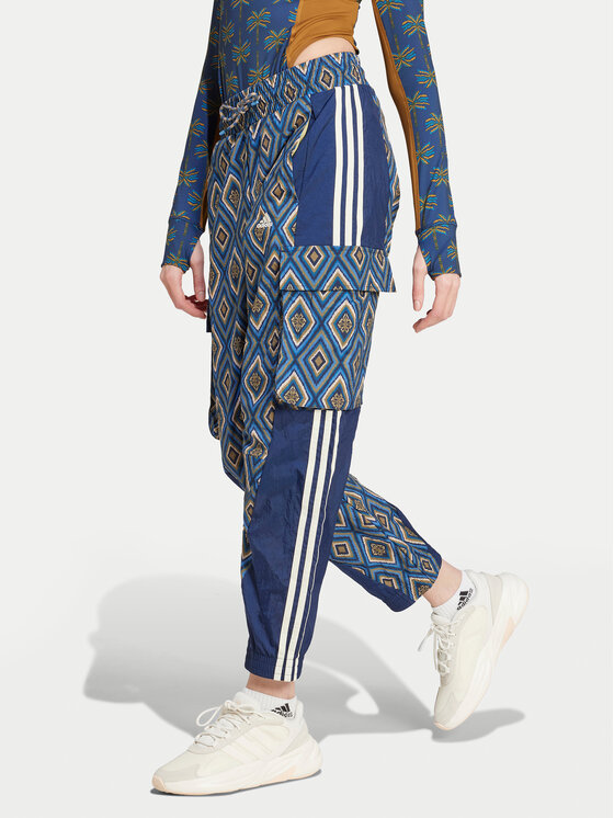 adidas Jogginghose FARM Rio Premium IV9760 Dunkelblau Loose Fit Modivo