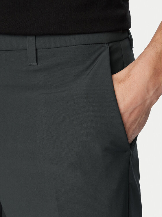 BOSS BOSS Auduma šorti S Commuter 10.5 Inch 50540337 Tumši zaļa Slim Fit