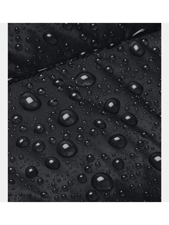 Under Armour Under Armour Vatovaná bunda 1385837-001 Čierna Regular Fit