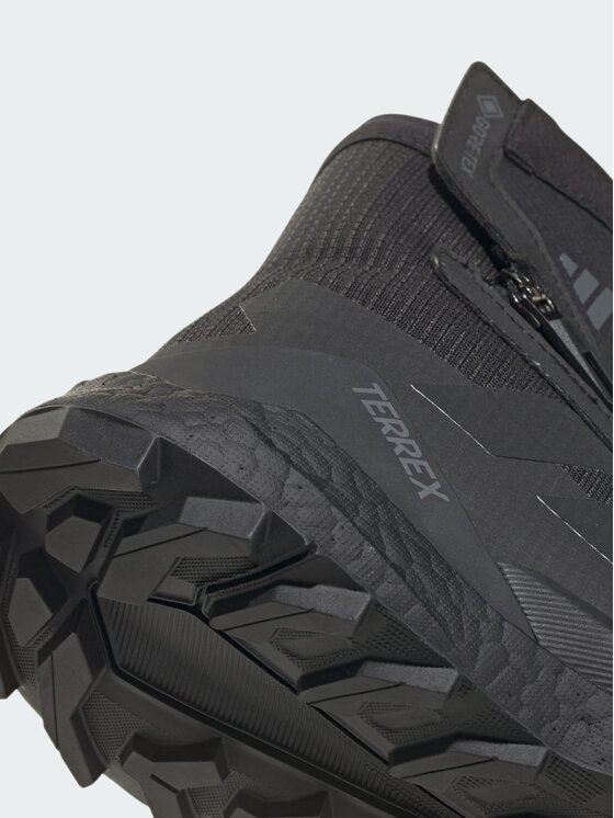 adidas adidas Trekkingi 157337 Czarny