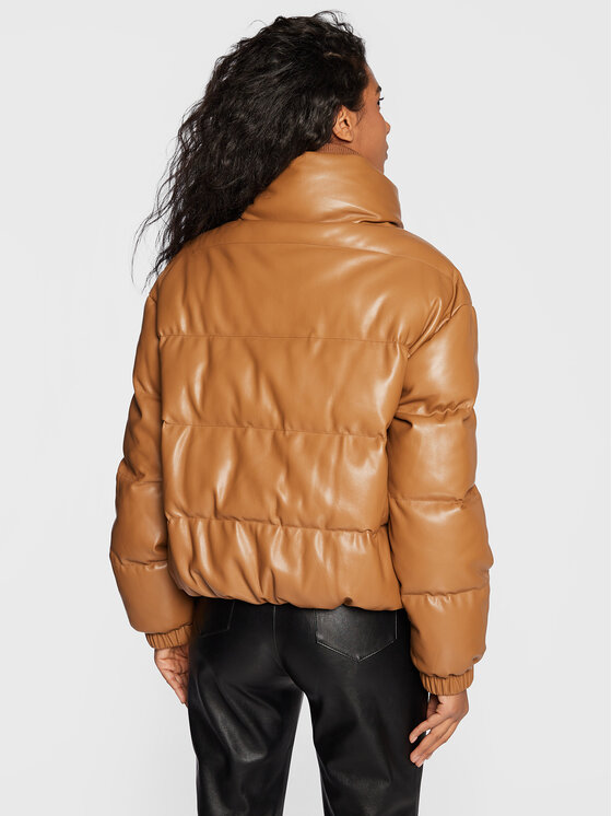 Patrizia Pepe Patrizia Pepe Geacă din imitație de piele 2O0022/E005-B746 Maro Regular Fit