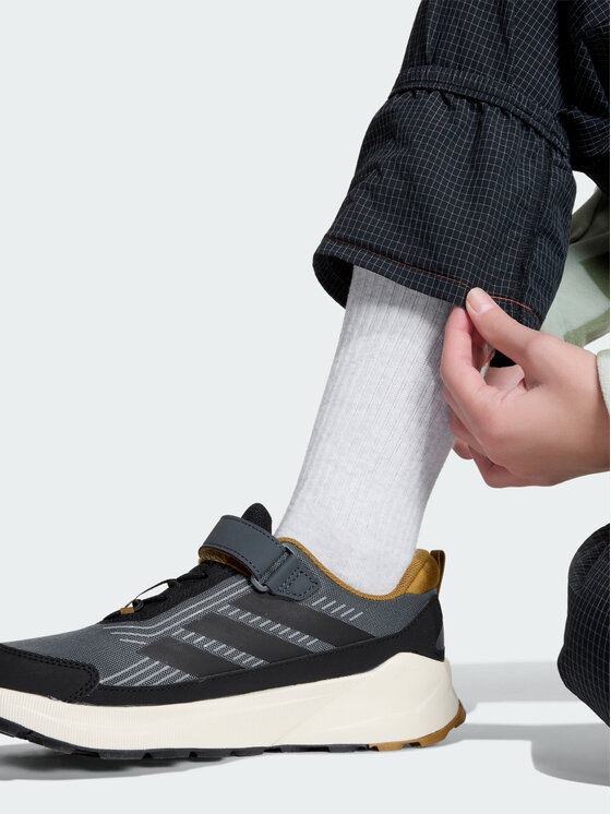 adidas adidas Spodnie outdoor 162745 Czarny Loose Fit