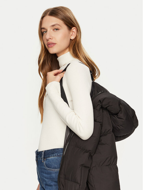 Marc O'Polo Marc O'Polo Pūkinė striukė 409 0874 71283 Juoda Regular Fit