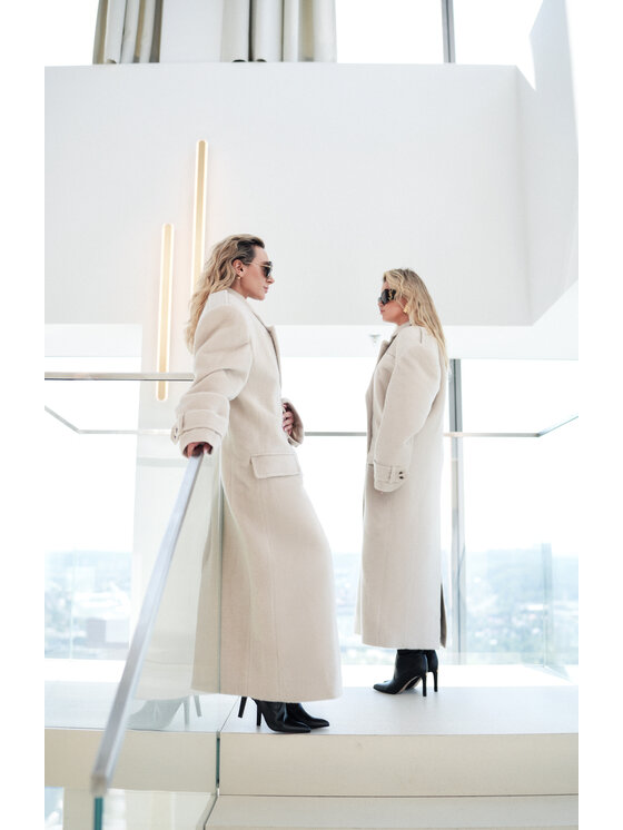 Magda Matyja Magda Matyja Płaszcz zimowy FLAVIA COAT Beżowy Straight Fit