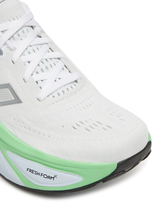 New Balance New Balance Bežecké topánky Fresh Foam X More v5 WMORV5 Biela
