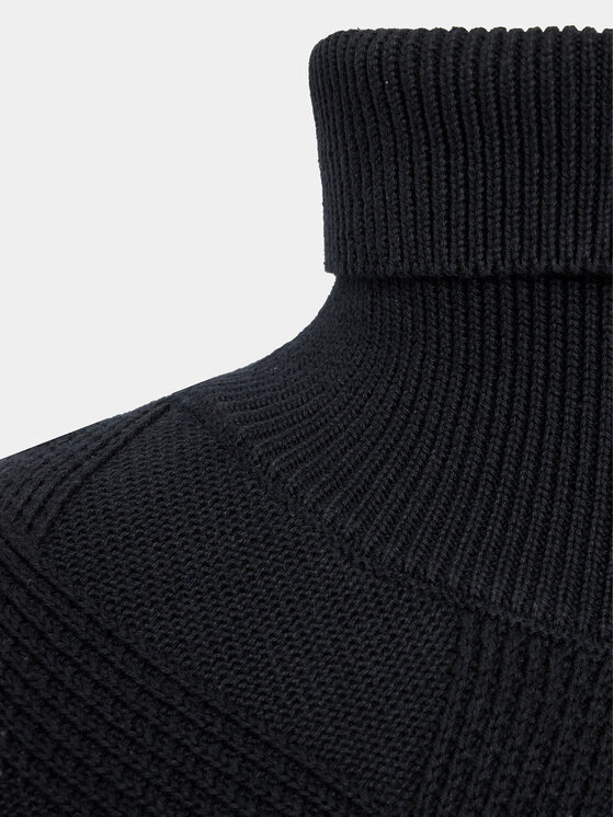 Lindbergh Lindbergh Dolčevita 30-804043 Crna Relaxed Fit