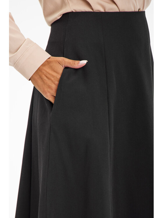 Awama Awama Spódnica A673 Czarny Basic Fit