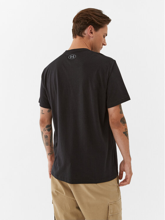Under Armour Under Armour T-shirt Ua Core Novelty Graphic Ss 1380957 Nero Loose Fit