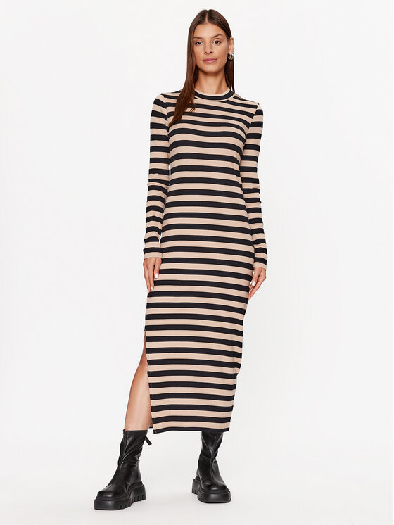 Noisy May Noisy May Úpletové šaty Elinor 27028230 Barevná Regular Fit