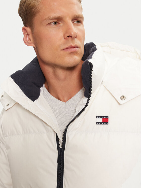 Tommy Jeans Tommy Jeans Vatovaná bunda Alaska DM0DM20479 Bílá Regular Fit