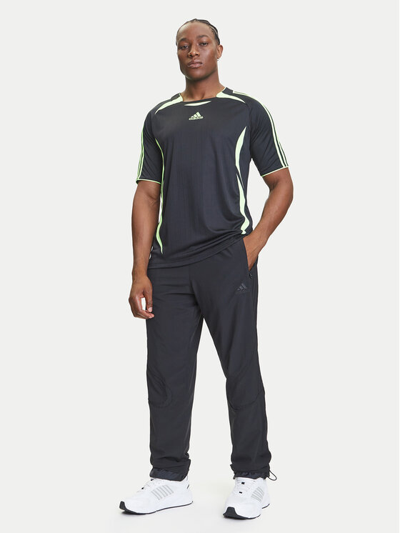 adidas adidas Тишърт Teamgeist adicolor JW5872 Черен Loose Fit