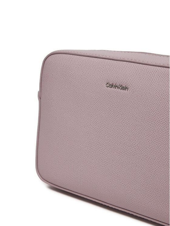 Calvin Klein Calvin Klein Handtasche Ck Must Small Camera Bag_Caviar K60K613084 Violett