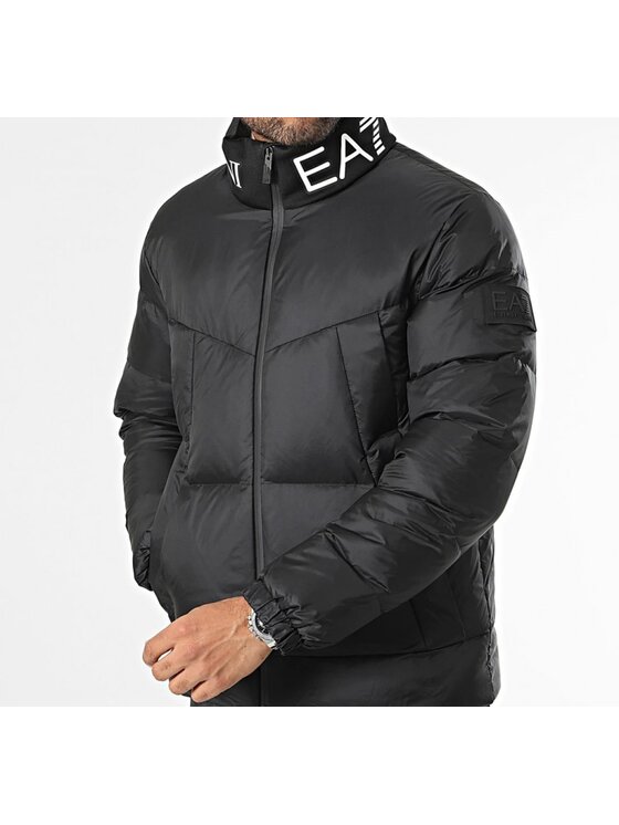 Emporio Armani Emporio Armani Zimní bunda 6RPB33 PNEOZ Černá Regular Fit
