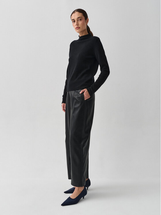 TATUUM TATUUM Sweter NENKO Czarny Classic Fit