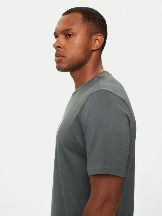 adidas adidas Тишърт Future Icons Badge of Sport IZ1623 Зелен Regular Fit