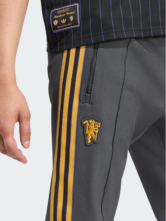 adidas adidas Spodnie dresowe 157925 Czarny Slim Fit