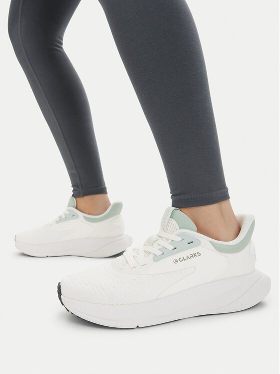 Clarks Clarks Снікерcи Pace Move. 26186459 Білий
