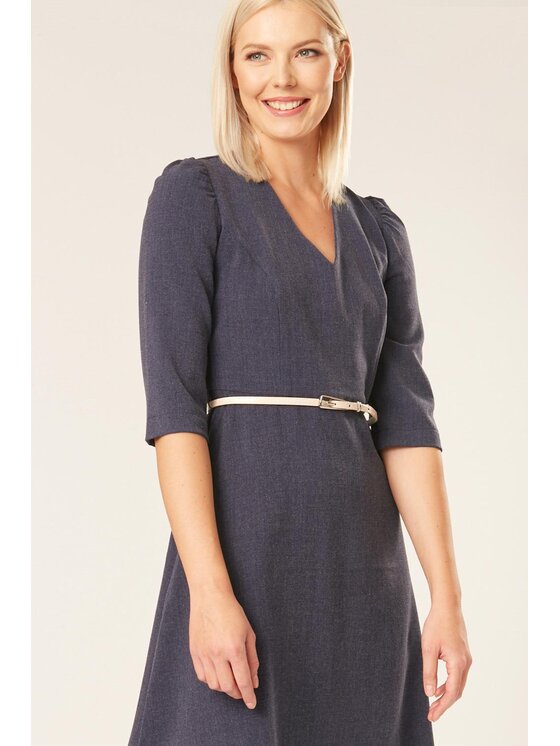 QUIOSQUE QUIOSQUE Každodenné šaty SUITY DRESS Tmavomodrá Regular Fit